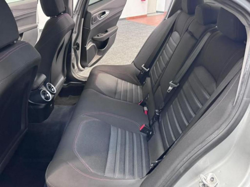 Alfa romeo Giulia ALFA ROMEO Giulia 2.2 160 CV Rosso Edizione LED|  occasion  L'Union - photo n14